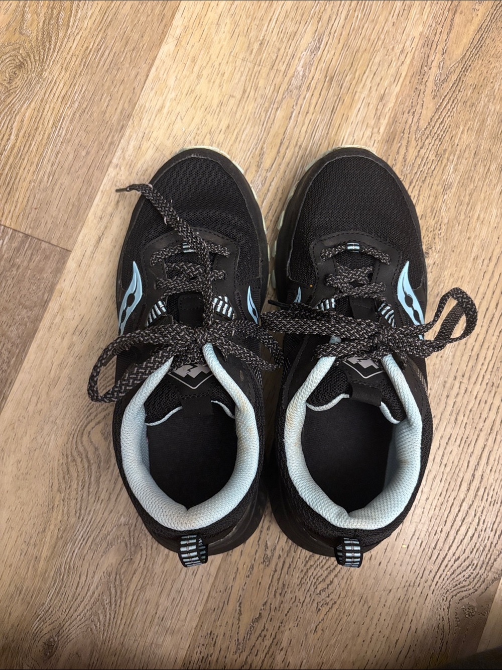 Saucony Trail Excursion TR 16 - size 7 WIDE